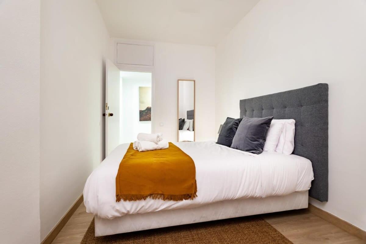 Exclusive Huge 4 Double Bedroom City Center Barcelona Eksteriør billede