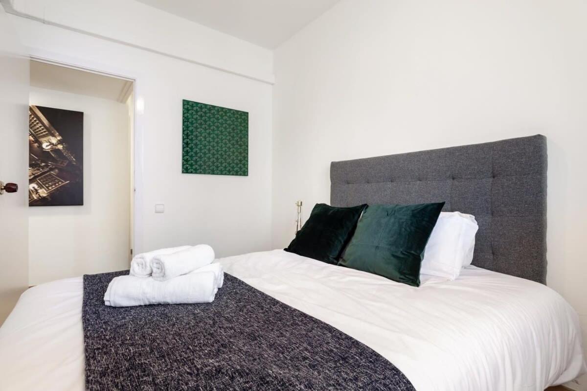 Exclusive Huge 4 Double Bedroom City Center Barcelona Eksteriør billede